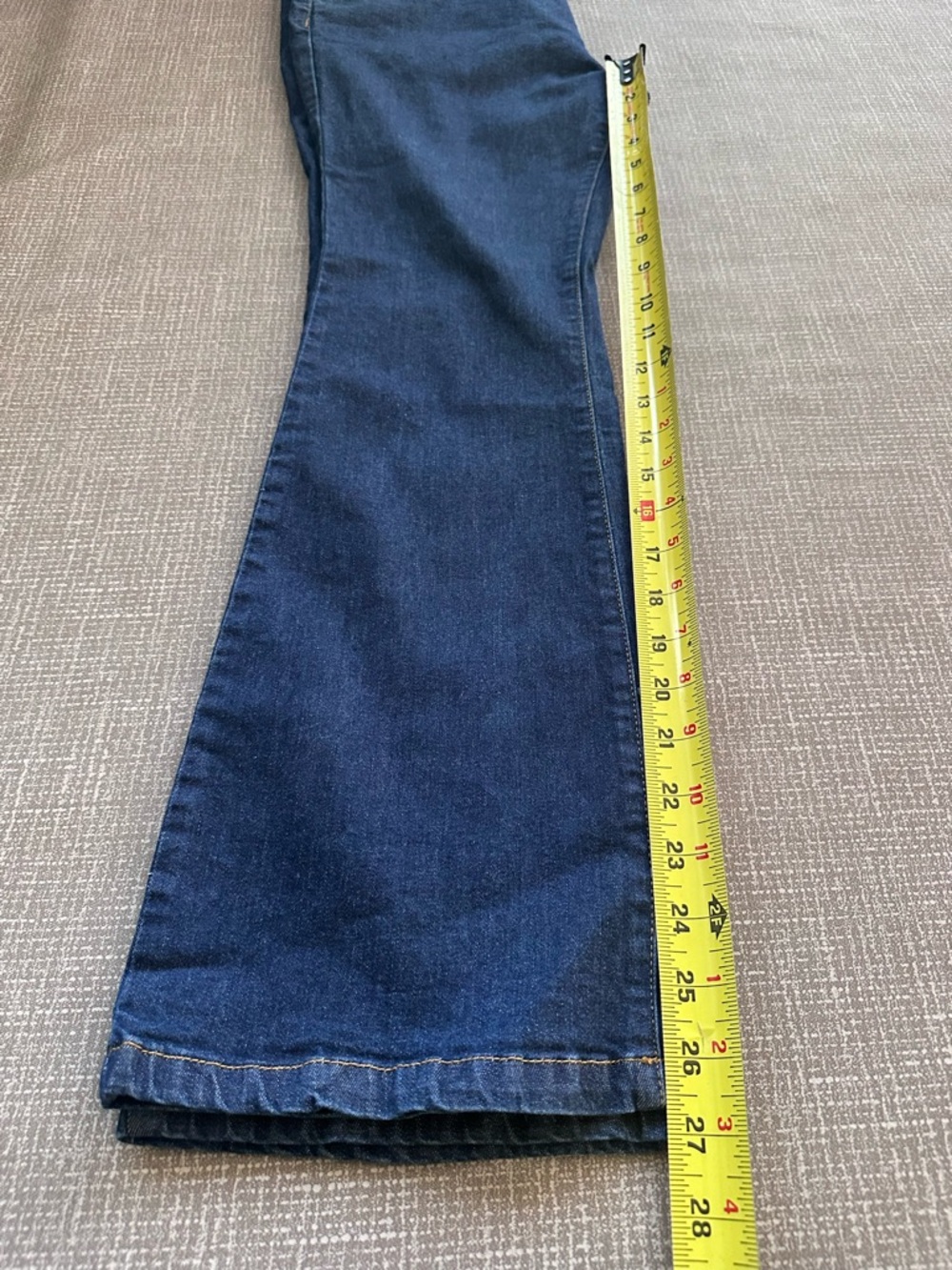 United Colors of Benetton Women’s Jeans Size 30 Dark Wash Bootcut Stretch Denim - Picture 9 of 10